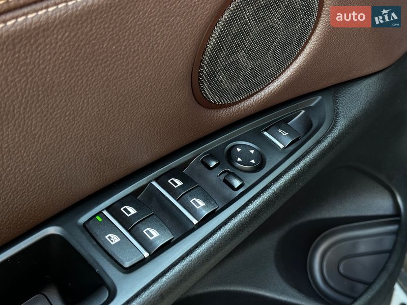 Позашляховик / Кросовер BMW X5 2015 в Львові