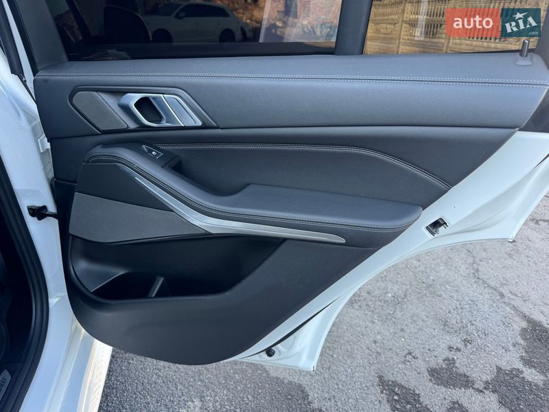 Внедорожник / Кроссовер BMW X5 2020 в Тернополе