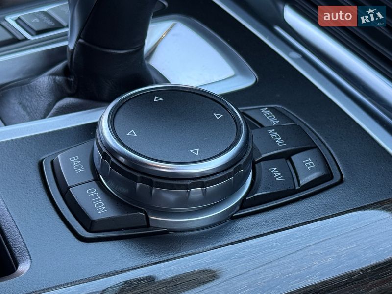 Внедорожник / Кроссовер BMW X5 2016 в Ровно