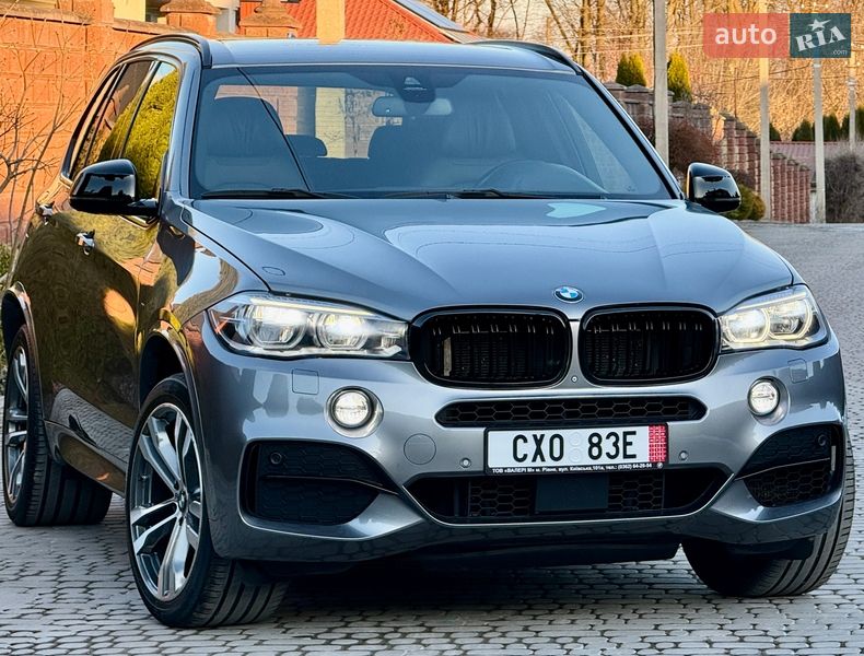 Внедорожник / Кроссовер BMW X5 2016 в Ровно