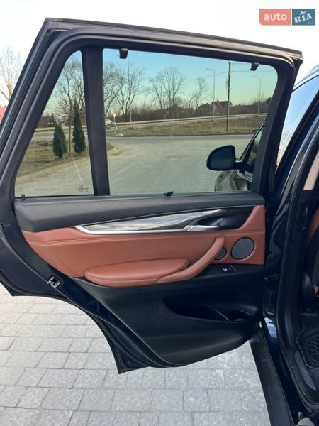 Позашляховик / Кросовер BMW X5 2016 в Львові