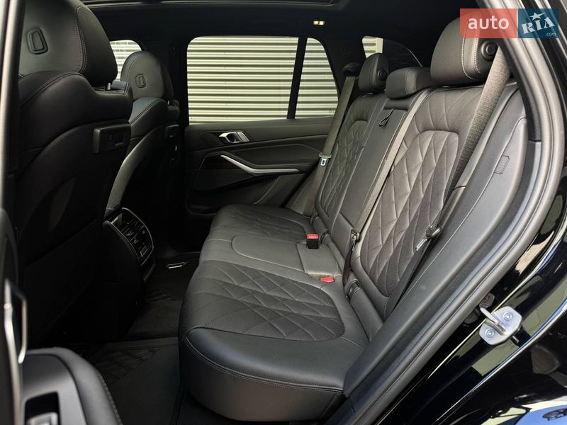 Внедорожник / Кроссовер BMW X5 2022 в Киеве