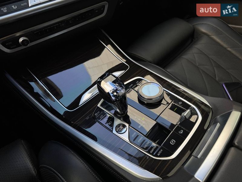 Внедорожник / Кроссовер BMW X5 2022 в Киеве