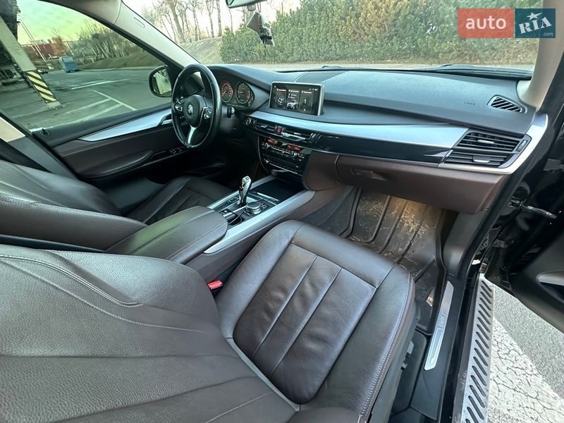 Внедорожник / Кроссовер BMW X5 2016 в Киеве