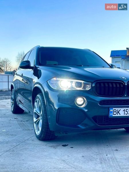 Внедорожник / Кроссовер BMW X5 2015 в Дубно