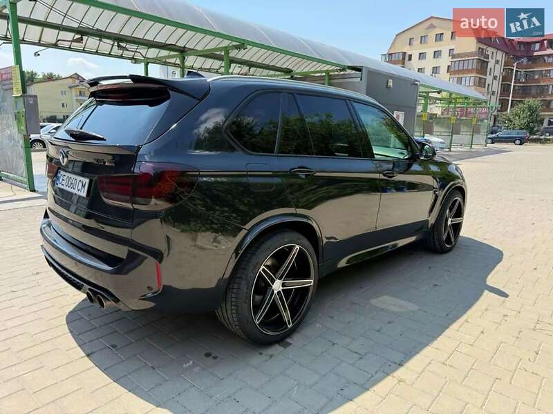 Позашляховик / Кросовер BMW X5 2015 в Чернівцях