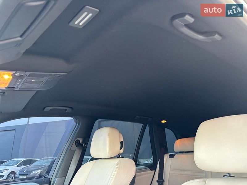 Позашляховик / Кросовер BMW X5 2012 в Львові