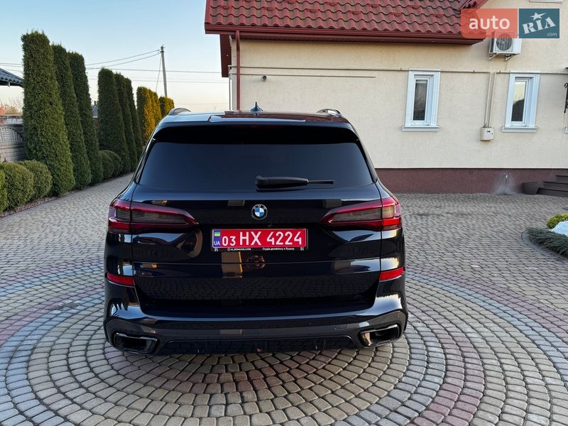 Внедорожник / Кроссовер BMW X5 2021 в Луцке