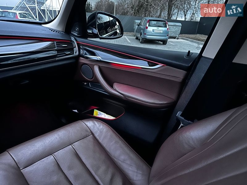 Внедорожник / Кроссовер BMW X5 2015 в Владимире