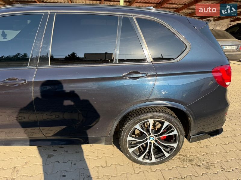 Позашляховик / Кросовер BMW X5 2013 в Чернівцях