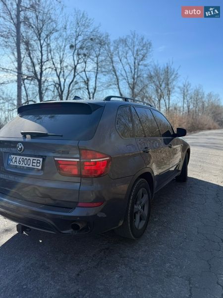 Внедорожник / Кроссовер BMW X5 2010 в Гайсине