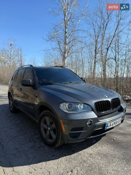 Внедорожник / Кроссовер BMW X5 2010 в Гайсине