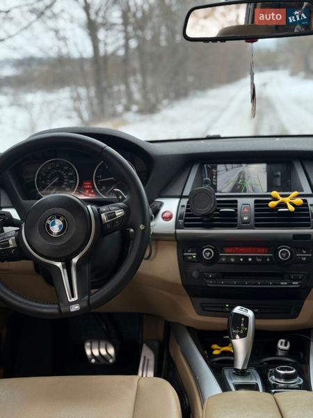 Внедорожник / Кроссовер BMW X5 2010 в Гайсине
