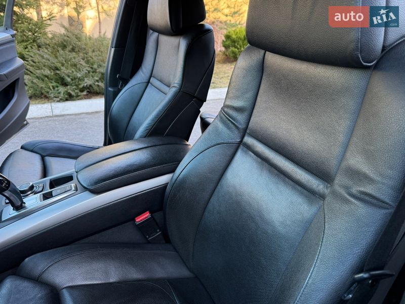 Внедорожник / Кроссовер BMW X5 2012 в Ровно