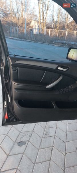 Внедорожник / Кроссовер BMW X5 2005 в Золотоноше