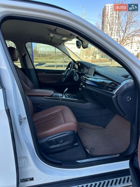 Внедорожник / Кроссовер BMW X5 2018 в Запорожье