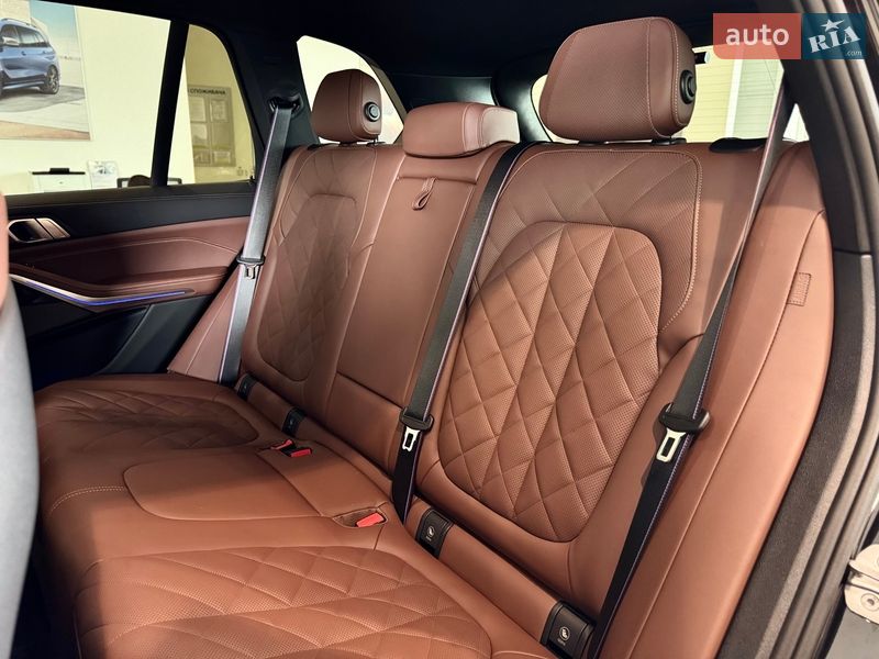 Внедорожник / Кроссовер BMW X5 2025 в Виннице