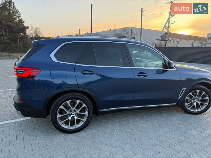 Внедорожник / Кроссовер BMW X5 2019 в Владимире