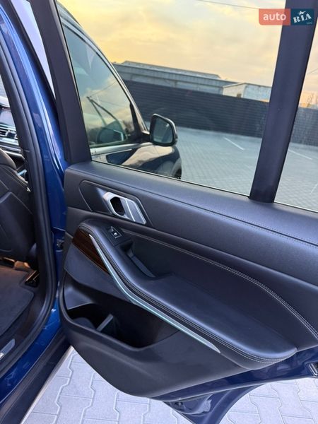 Внедорожник / Кроссовер BMW X5 2019 в Владимире