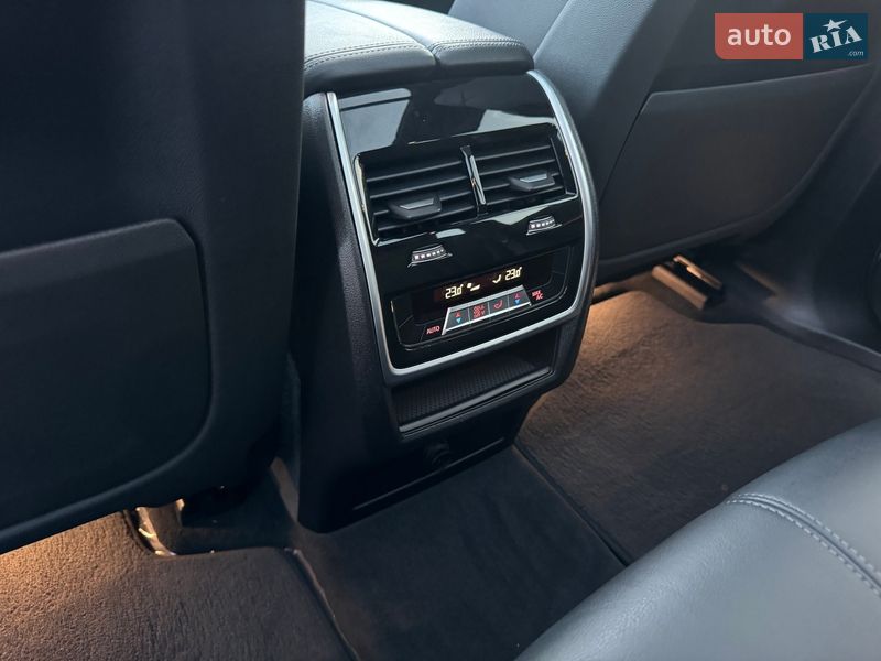 Внедорожник / Кроссовер BMW X5 2019 в Тернополе