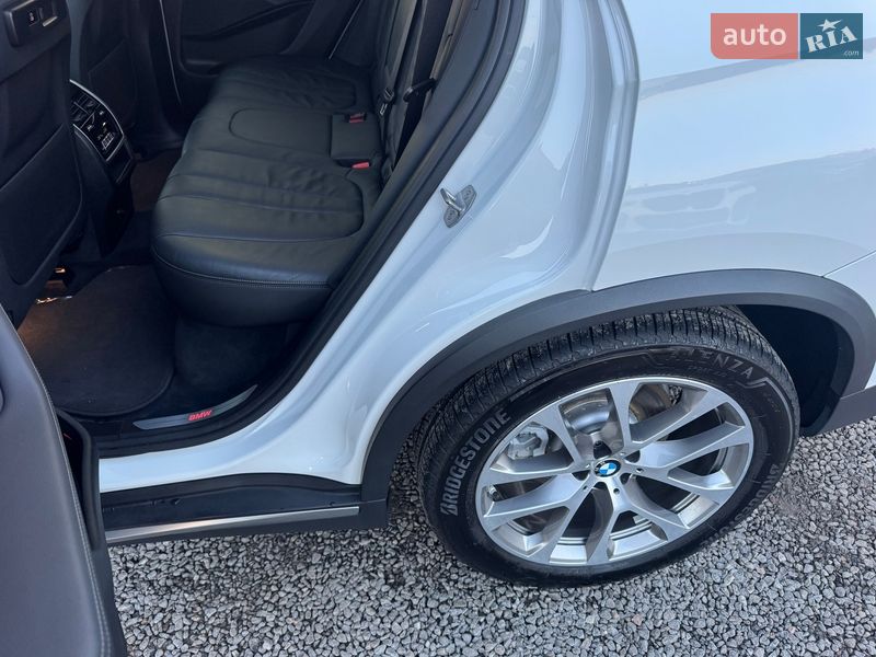 Внедорожник / Кроссовер BMW X5 2019 в Тернополе