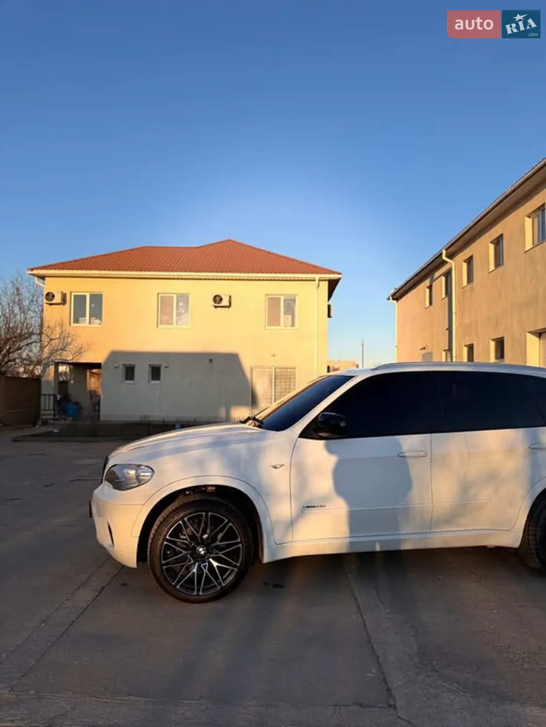 2010 BMW X5 - мініатюра 8