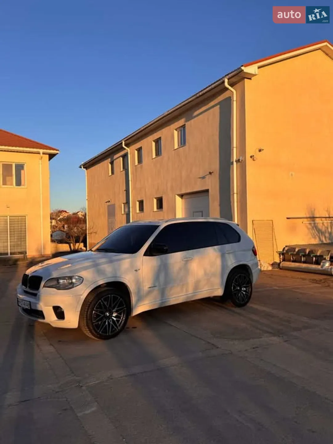 2010 BMW X5 - мініатюра 10