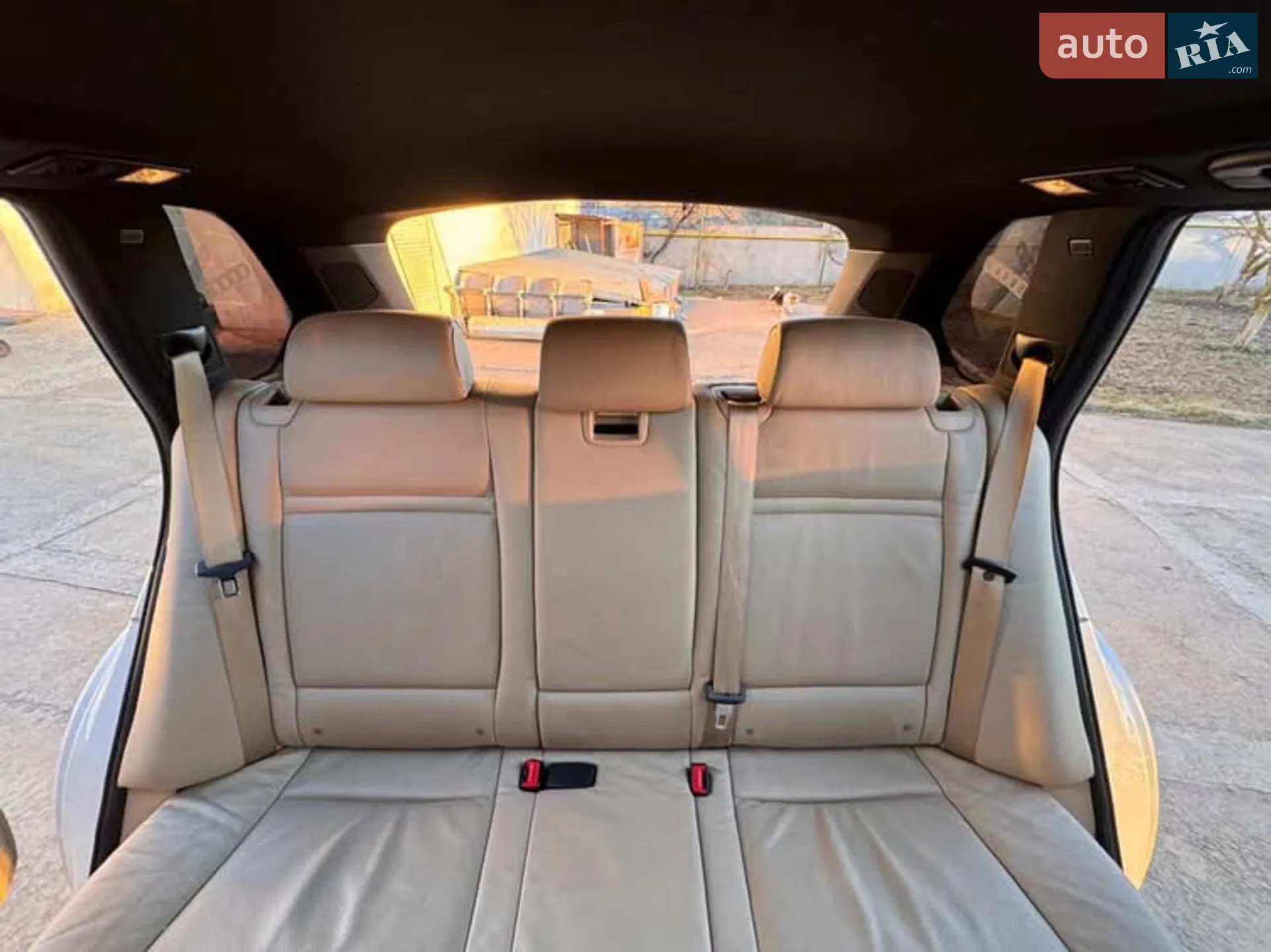 2010 BMW X5 - мініатюра 20