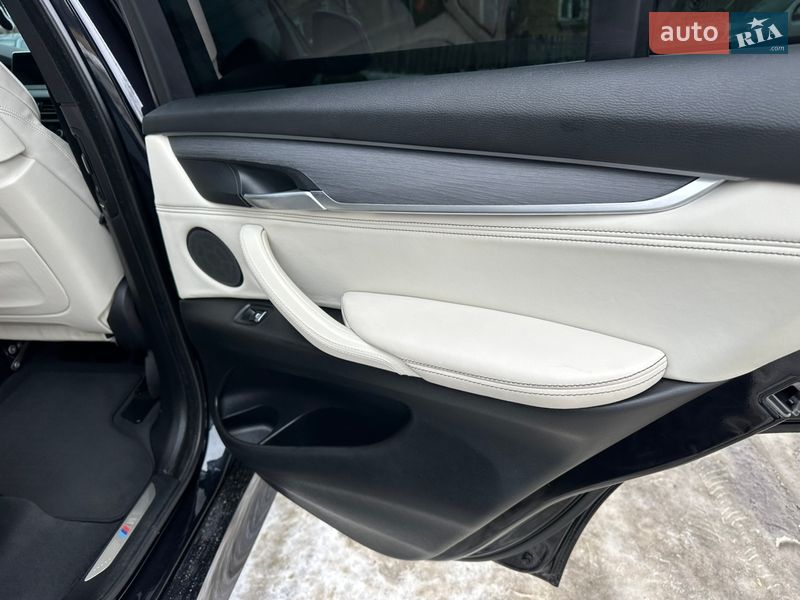 Внедорожник / Кроссовер BMW X5 2015 в Луцке