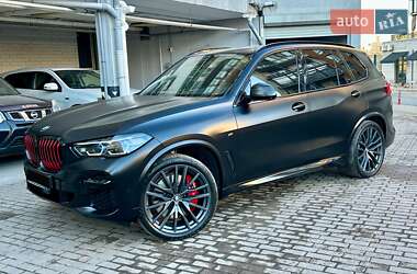 Внедорожник / Кроссовер BMW X5 2022 в Киеве