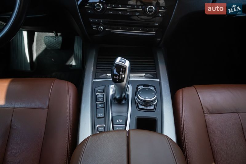 Внедорожник / Кроссовер BMW X5 2016 в Киеве