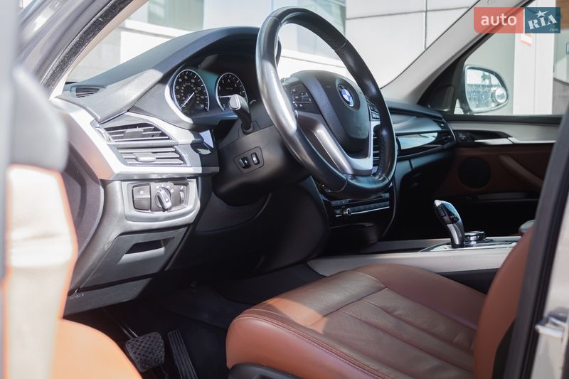 Внедорожник / Кроссовер BMW X5 2016 в Киеве
