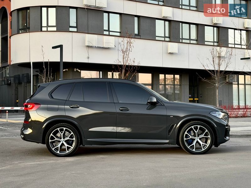 Внедорожник / Кроссовер BMW X5 2021 в Киеве