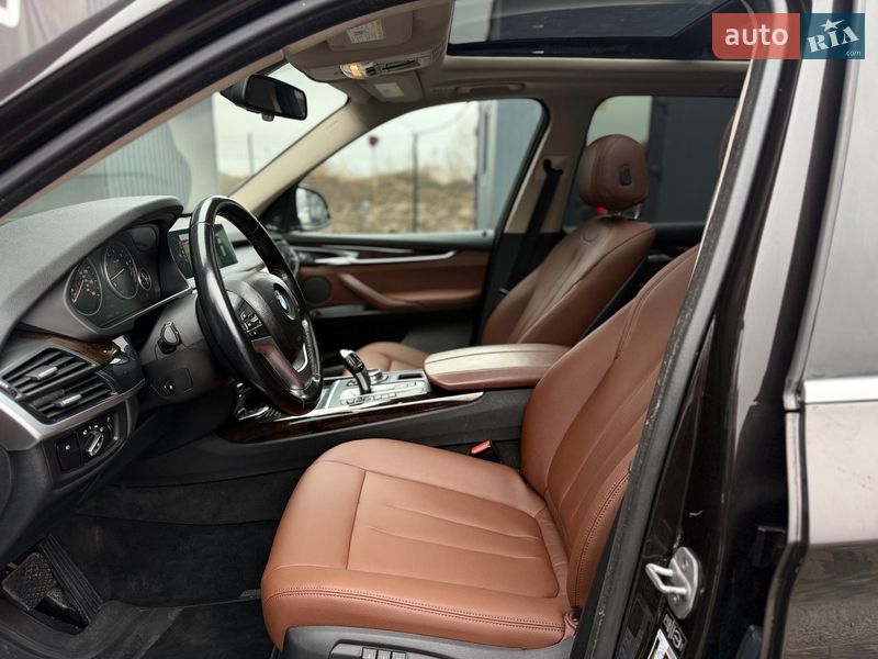 Внедорожник / Кроссовер BMW X5 2014 в Львове