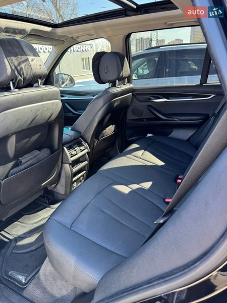 Внедорожник / Кроссовер BMW X5 2016 в Киеве