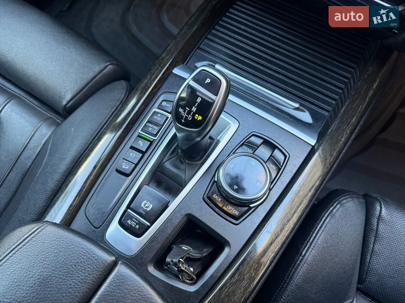 Внедорожник / Кроссовер BMW X5 2014 в Одессе