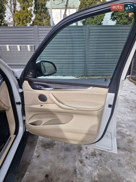 Внедорожник / Кроссовер BMW X5 2015 в Каменец-Подольском