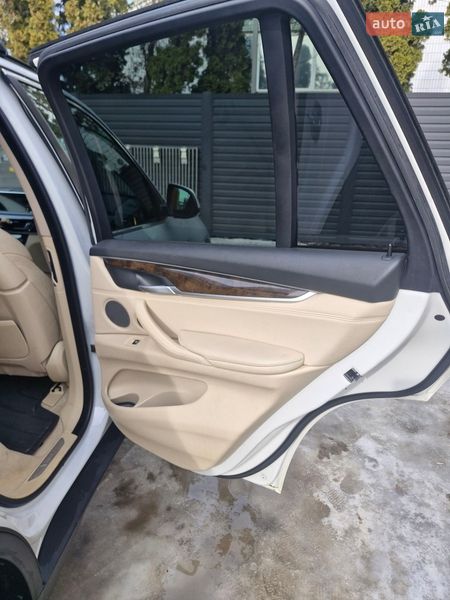 Внедорожник / Кроссовер BMW X5 2015 в Каменец-Подольском