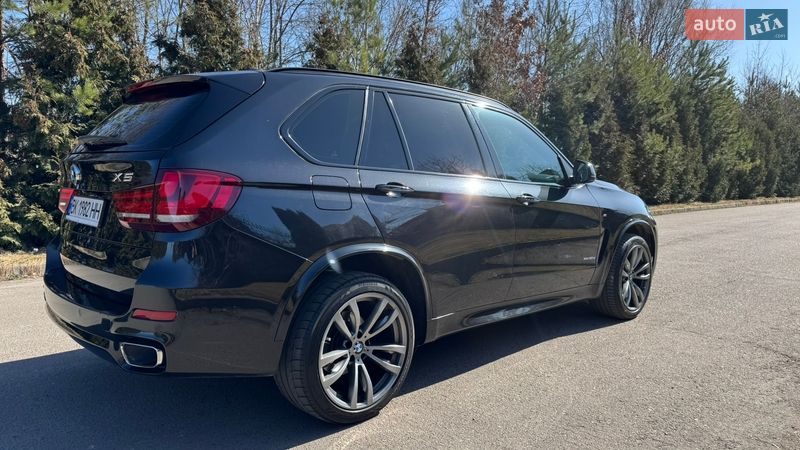 Позашляховик / Кросовер BMW X5 2015 в Рівному