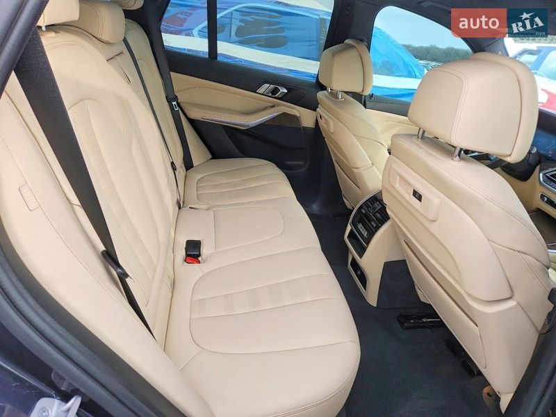 Позашляховик / Кросовер BMW X5 2021 в Львові