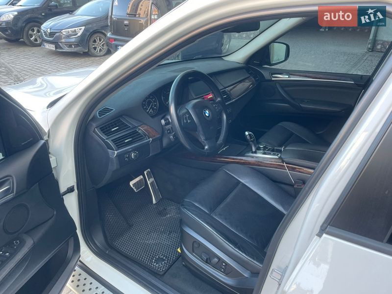 Внедорожник / Кроссовер BMW X5 2012 в Ивано-Франковске фото 9 Внедорожник / Кроссовер BMW X5 2012 в Ивано-Франковске