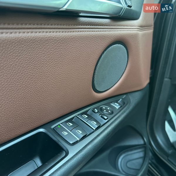 Внедорожник / Кроссовер BMW X5 2016 в Дубно