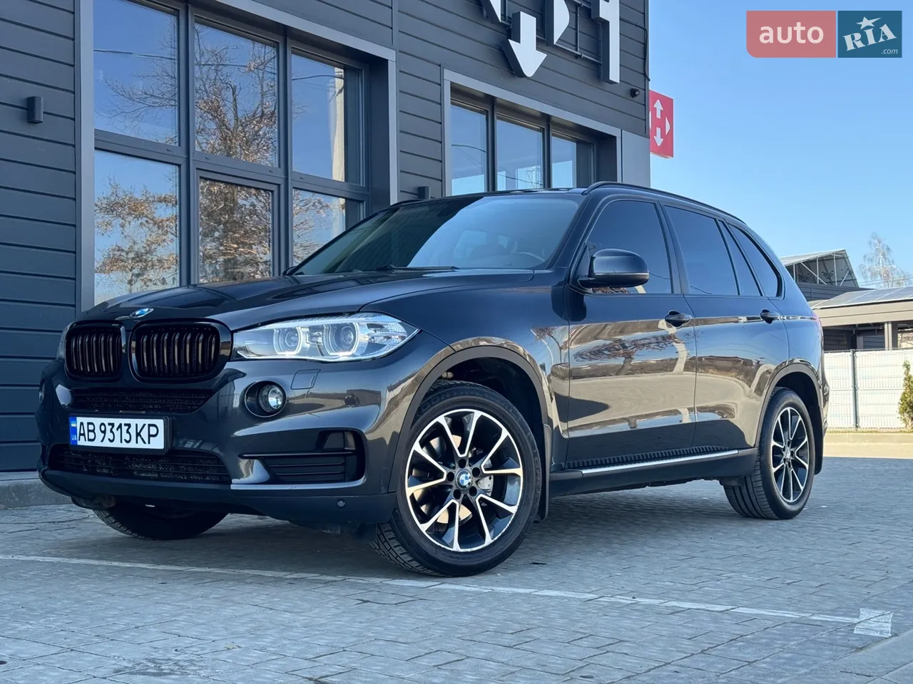 2017 BMW X5 - мініатюра 48