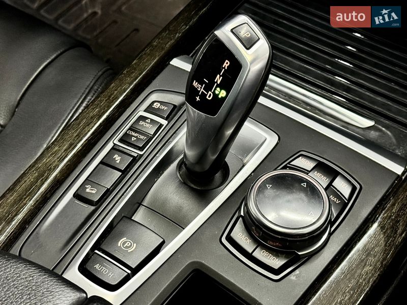 Внедорожник / Кроссовер BMW X5 2013 в Николаеве