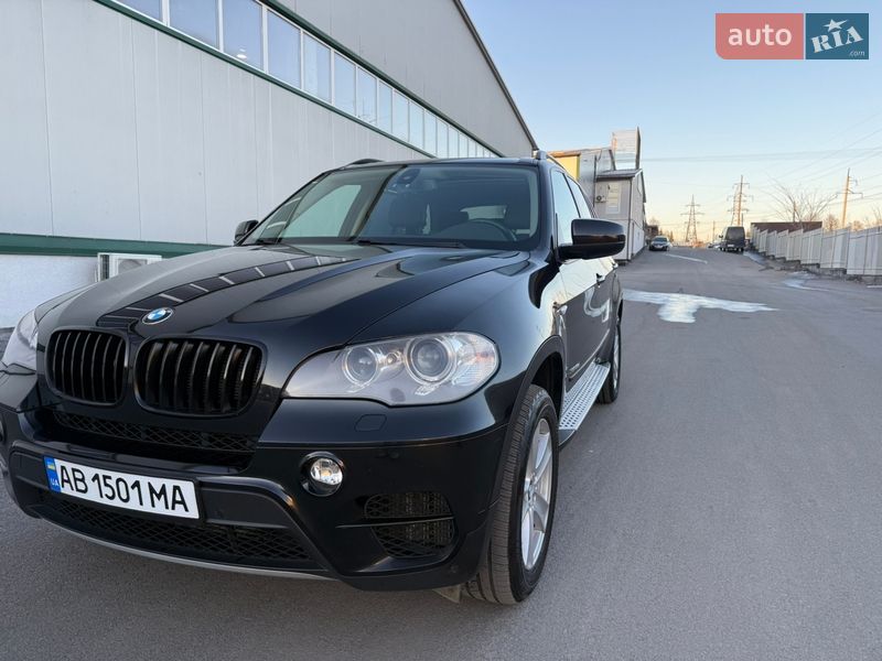 Позашляховик / Кросовер BMW X5 2011 в Вінниці