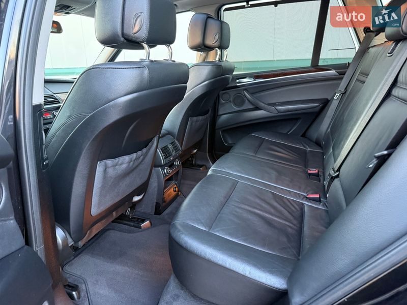 Позашляховик / Кросовер BMW X5 2011 в Вінниці