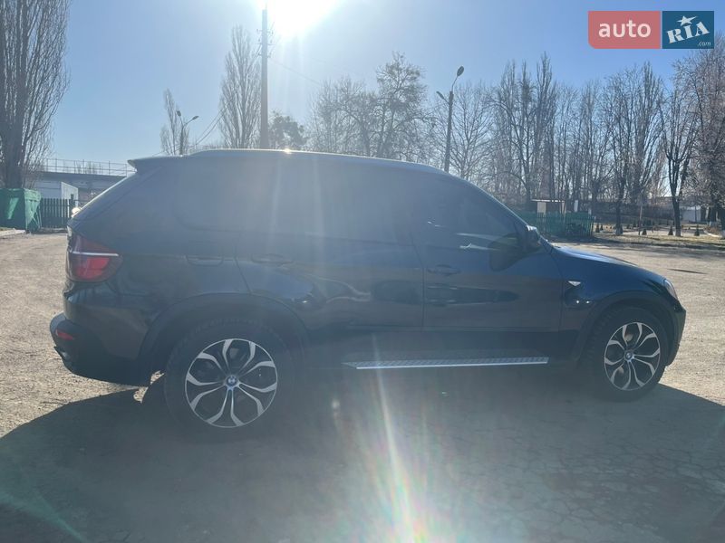 Позашляховик / Кросовер BMW X5 2008 в Києві
