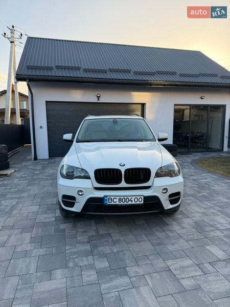 Позашляховик / Кросовер BMW X5 2010 в Львові фото 4 Позашляховик / Кросовер BMW X5 2010 в Львові