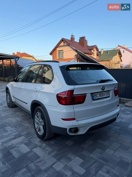 Позашляховик / Кросовер BMW X5 2010 в Львові фото 13 Позашляховик / Кросовер BMW X5 2010 в Львові