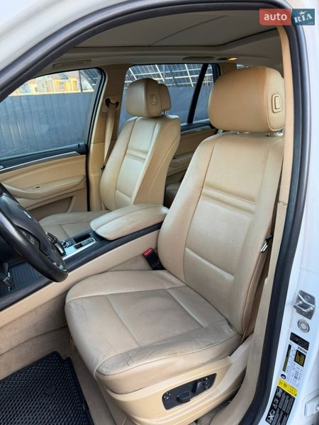 Позашляховик / Кросовер BMW X5 2010 в Львові фото 21 Позашляховик / Кросовер BMW X5 2010 в Львові